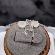 18K白金(750)鑲鑽石白冰翡翠戒指(13號)