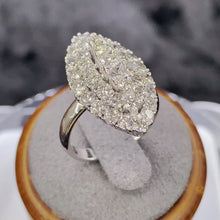 18K白金(750)鑲鑽石㰖形戒指(14.5號)