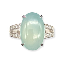 18K白金(750)鑲鑽石旦形冰種翡翠戒指(13號)