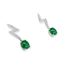18K白金(750)鑲鑽石旦形翡翠閃電耳環