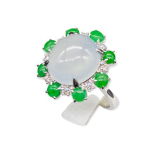 18K白金(750)鑲鑽石冰種蛋形翡翠戒指(13號圈)