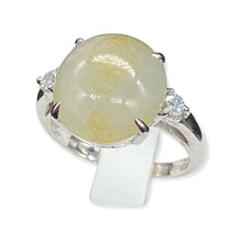 18K白金(750)鑲鑽石冰種灑金翡翠蛋面戒指(14.5號)